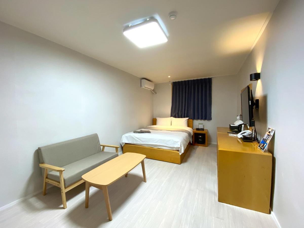 Suanbo Hot Spring Healing Hotel 忠州市 エクステリア 写真