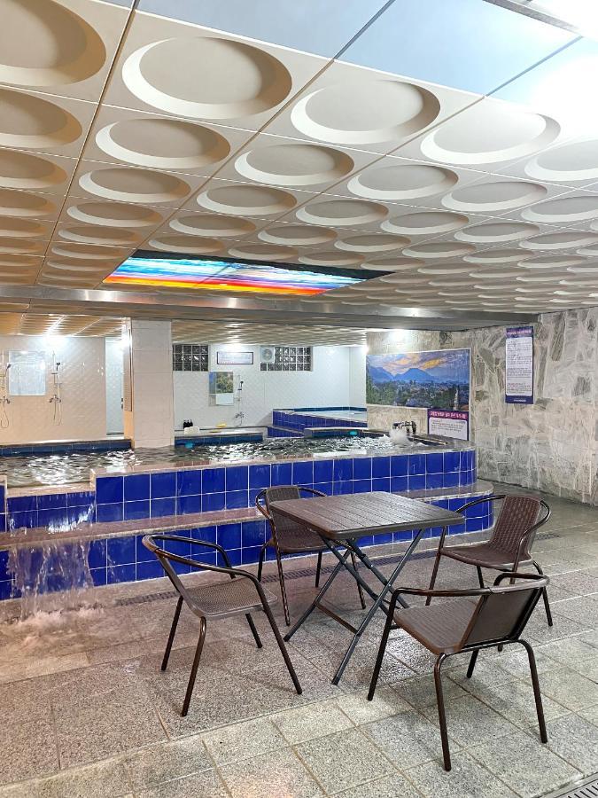 Suanbo Hot Spring Healing Hotel 忠州市 エクステリア 写真