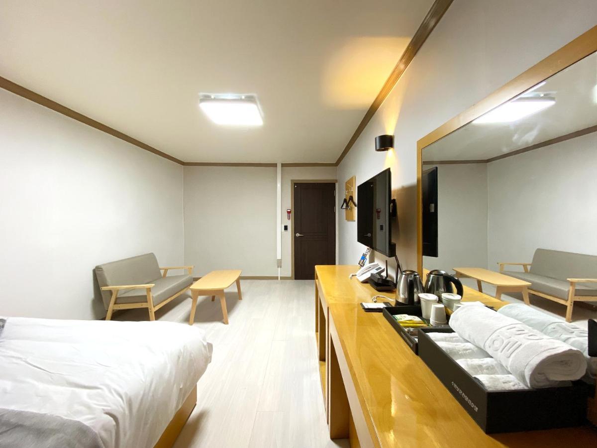 Suanbo Hot Spring Healing Hotel 忠州市 エクステリア 写真